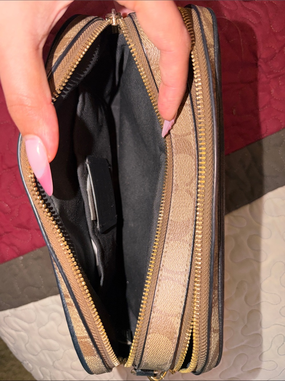 Coach Signature Crossbody Bag in Brown and Cream - Picture 4 of 11